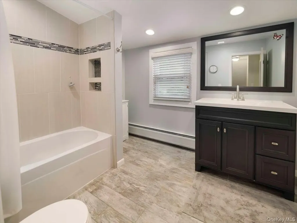 16 Will Rogers Lane Nanuet NY 10954