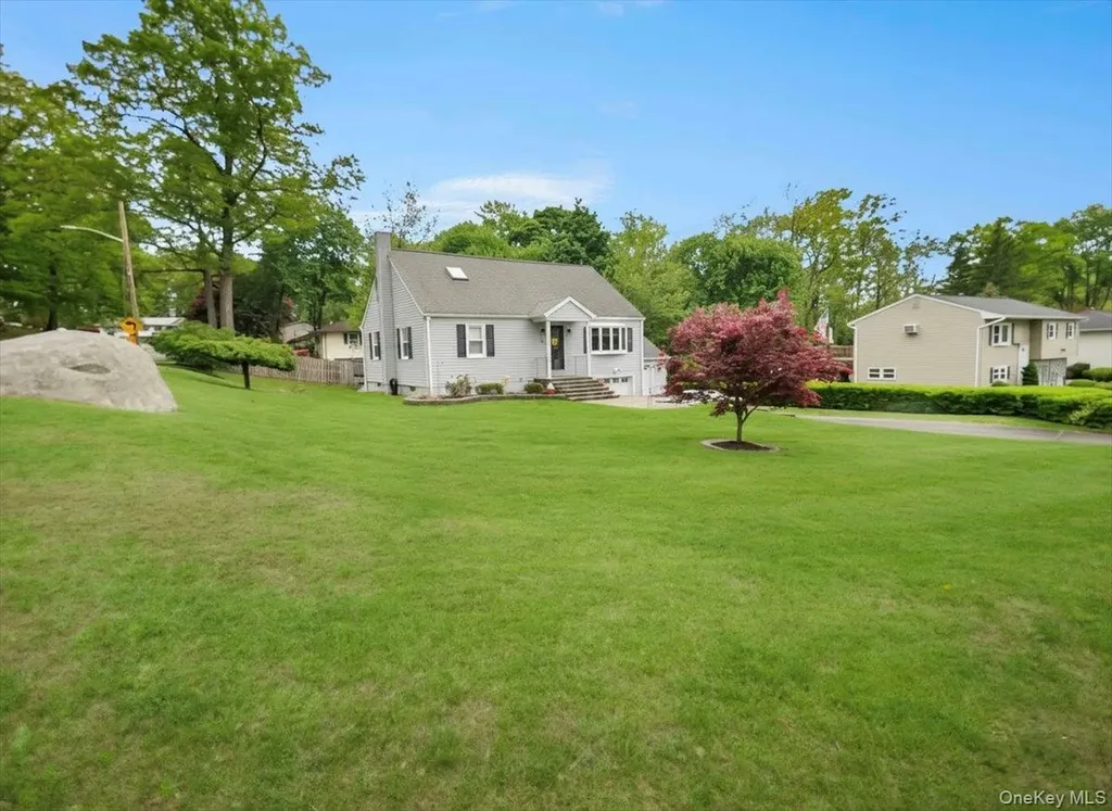 16 Will Rogers Lane Nanuet NY 10954