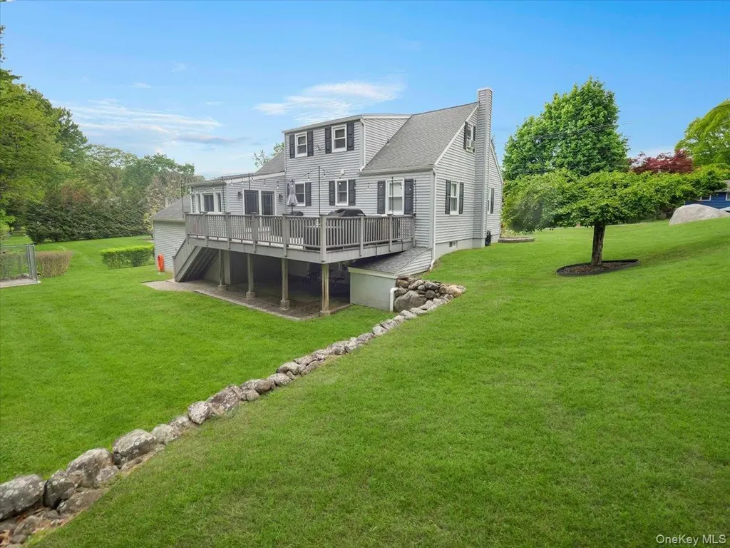 16 Will Rogers Lane Nanuet NY 10954
