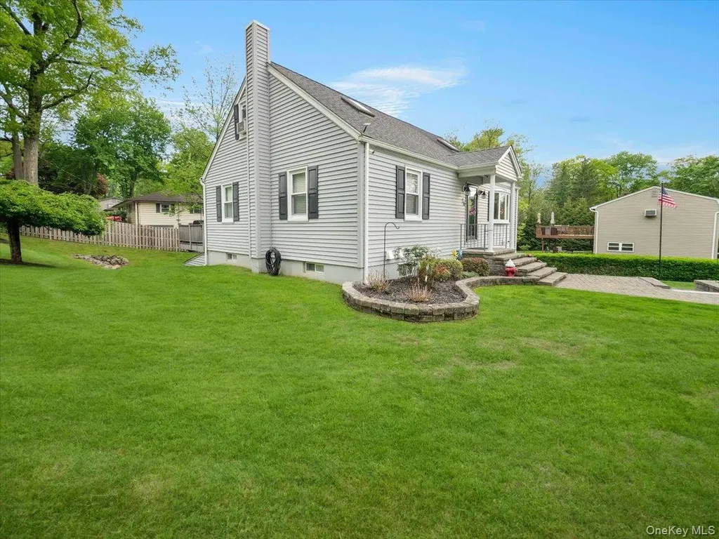 16 Will Rogers Lane Nanuet NY 10954