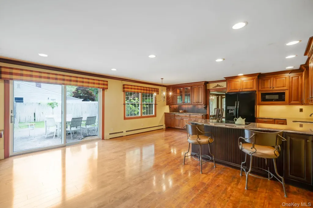 35 Pembrook Drive Stony Brook NY 11790
