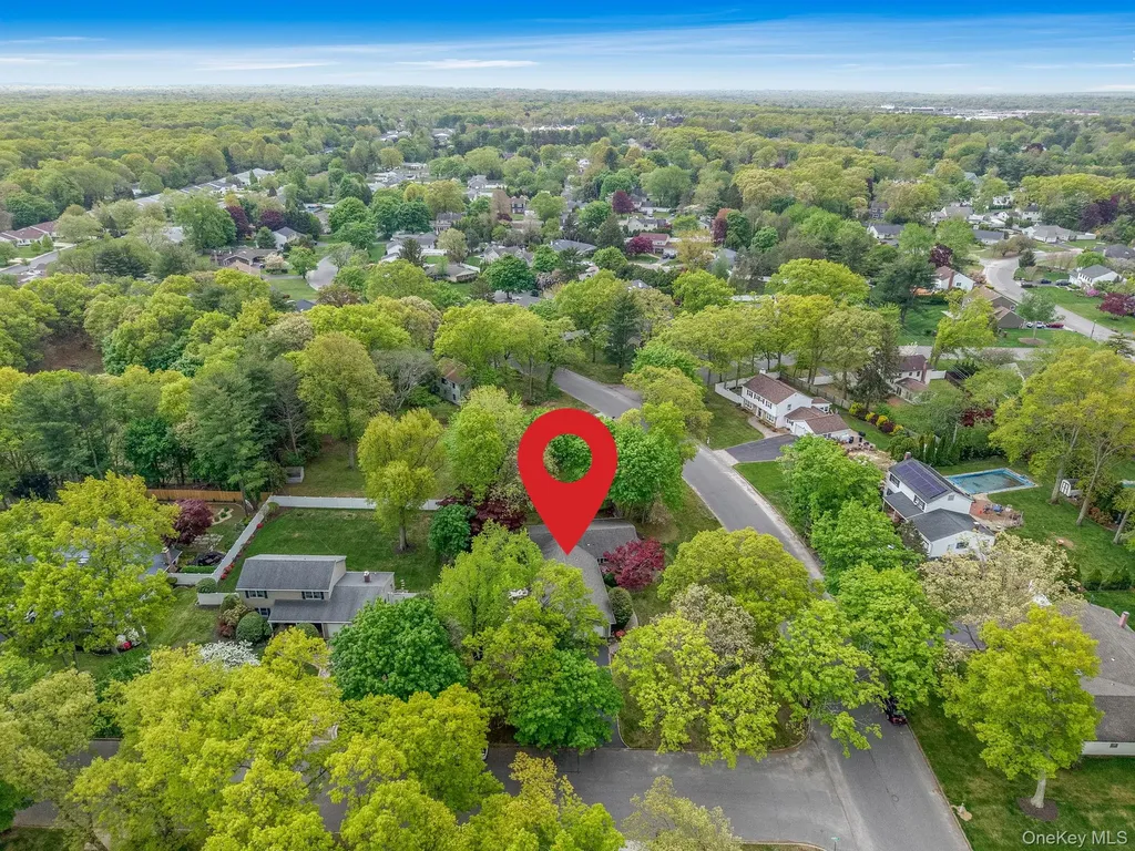 35 Pembrook Drive Stony Brook NY 11790