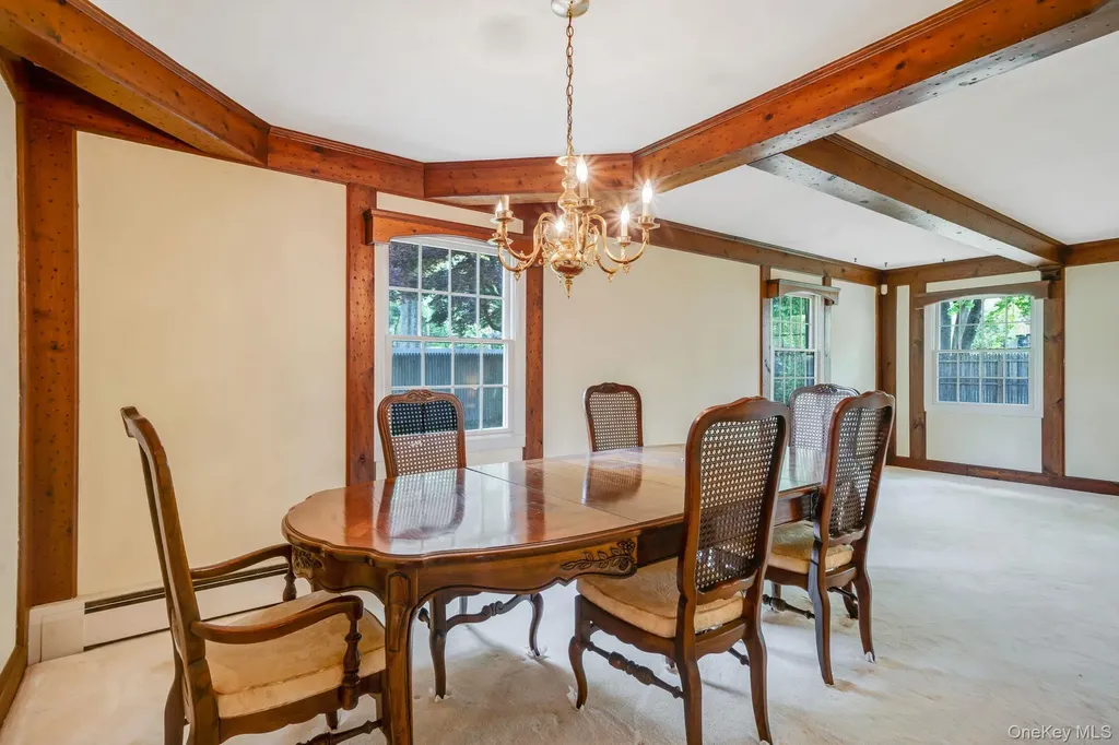 35 Pembrook Drive Stony Brook NY 11790