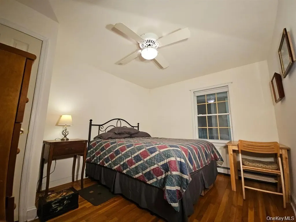 10 Phyllis Road Mastic Beach NY 11951