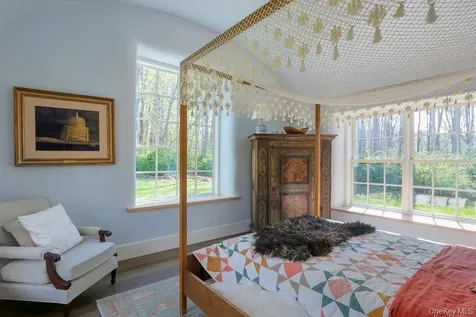 120 Dashville Road Esopus NY 12561