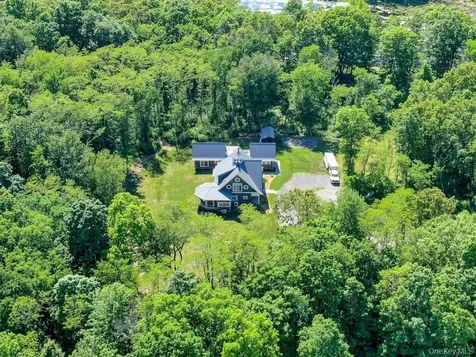 120 Dashville Road Esopus NY 12561