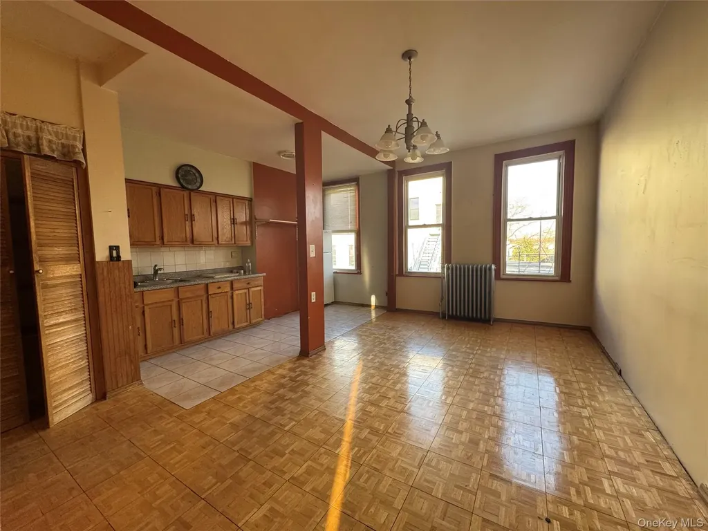 6353 60th Place Ridgewood NY 11385