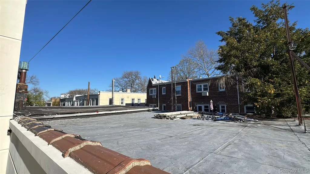 6353 60th Place Ridgewood NY 11385