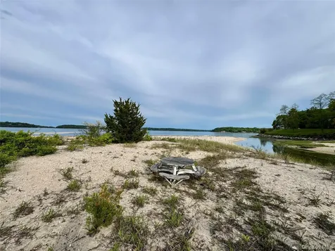 224 Centre Island Road Centre Island NY 11771