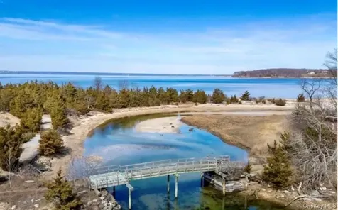 224 Centre Island Road Centre Island NY 11771