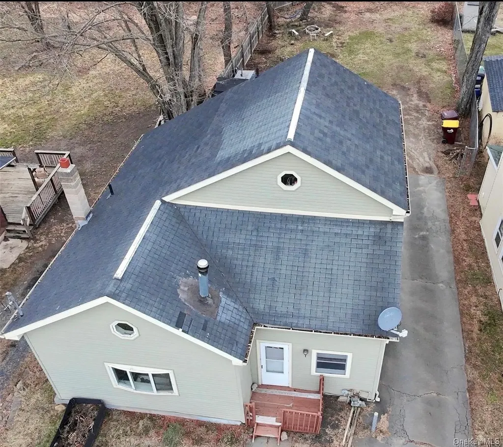 26 Peenpack Trail Huguenot NY 12746