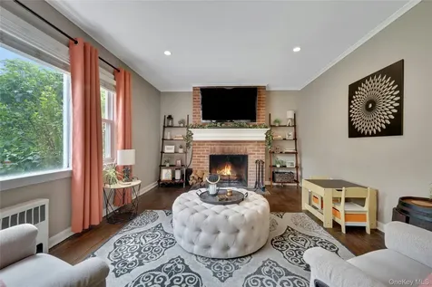 21 Benedict Road White Plains NY 10607