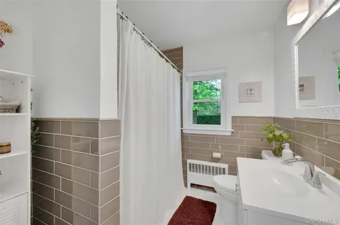 21 Benedict Road White Plains NY 10607