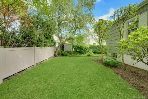 21 Benedict Road White Plains NY 10607