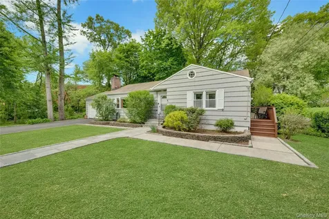 21 Benedict Road White Plains NY 10607
