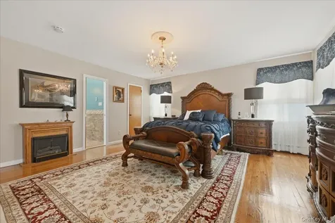 244 Mercury Street East Meadow NY 11554