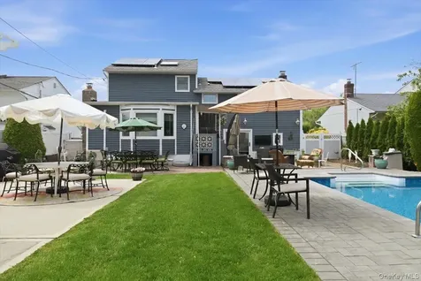 244 Mercury Street East Meadow NY 11554