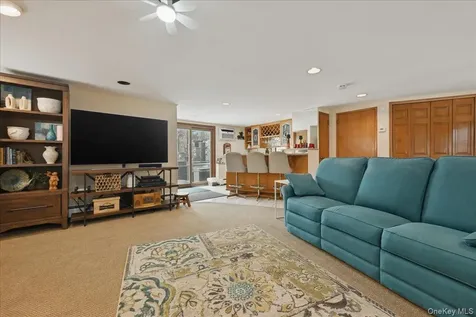 244 Mercury Street East Meadow NY 11554
