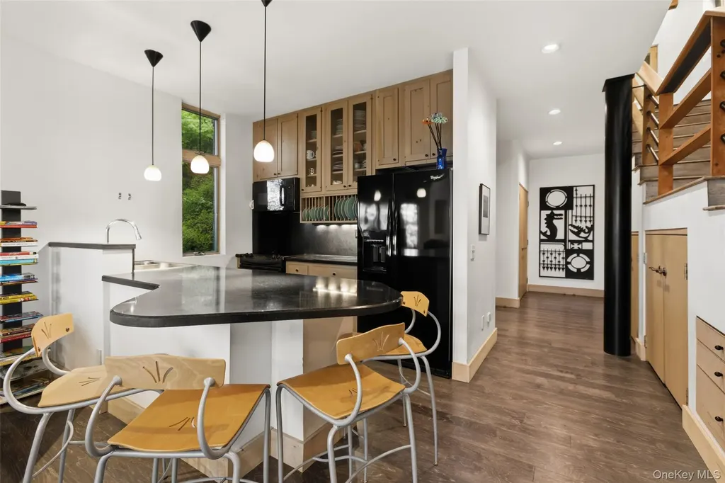 324 W Lake Boulevard Mahopac NY 10541
