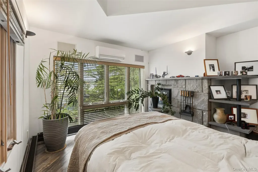 324 W Lake Boulevard Mahopac NY 10541