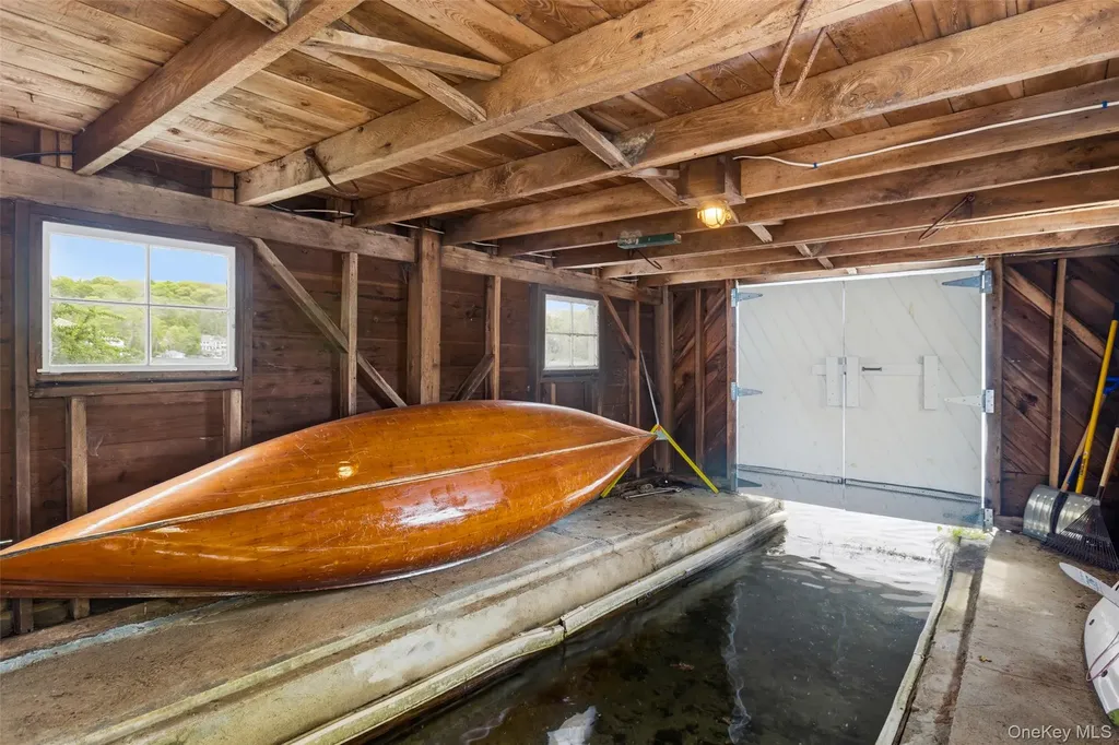 324 W Lake Boulevard Mahopac NY 10541