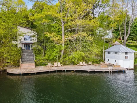 324 W Lake Boulevard Mahopac NY 10541