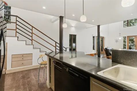 324 W Lake Boulevard Mahopac NY 10541