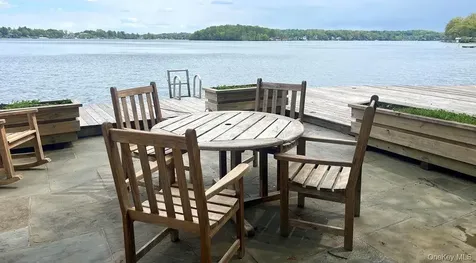 324 W Lake Boulevard Mahopac NY 10541