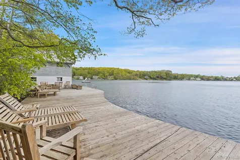 324 W Lake Boulevard Mahopac NY 10541