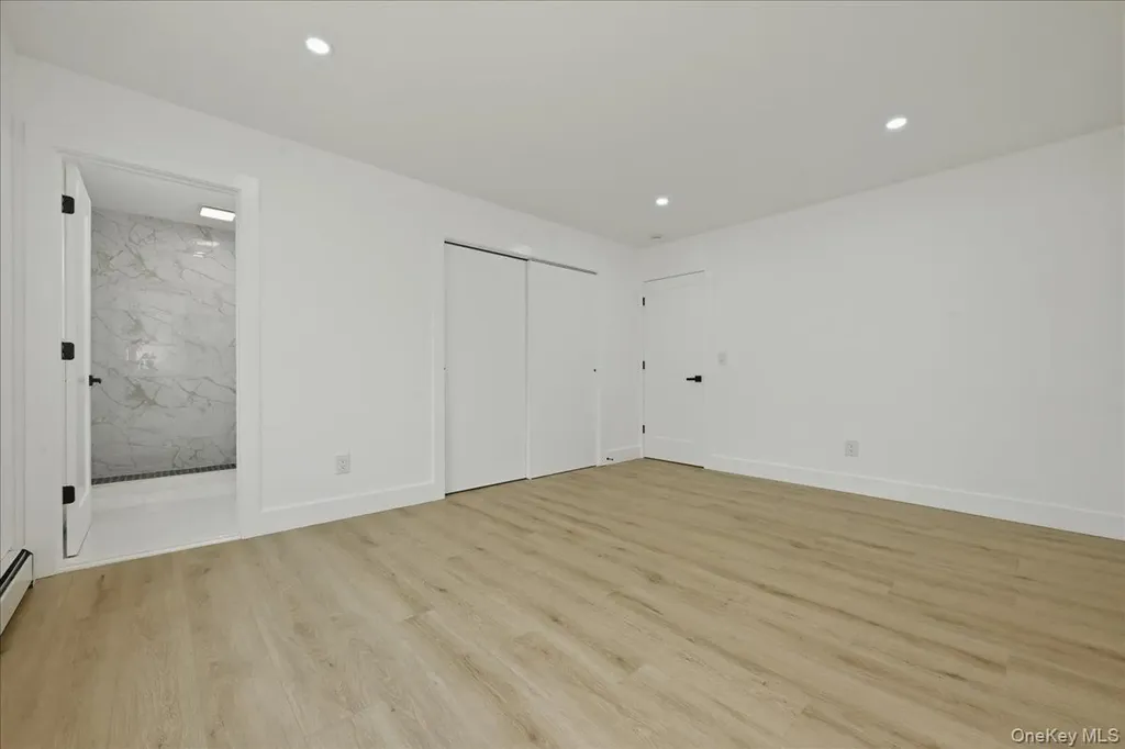 28 Gabon Lane Coram NY 11727