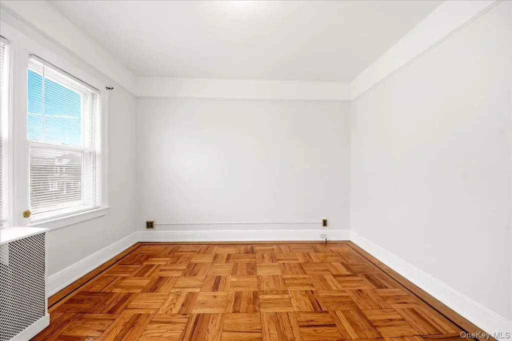1432 Hobart Avenue Bronx NY 10461