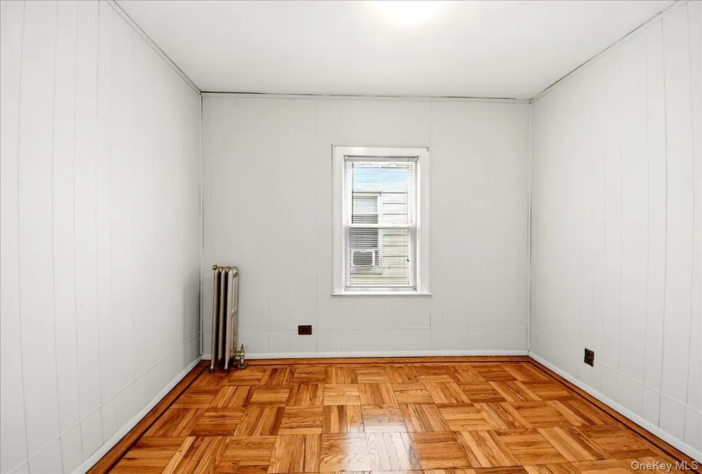 1432 Hobart Avenue Bronx NY 10461