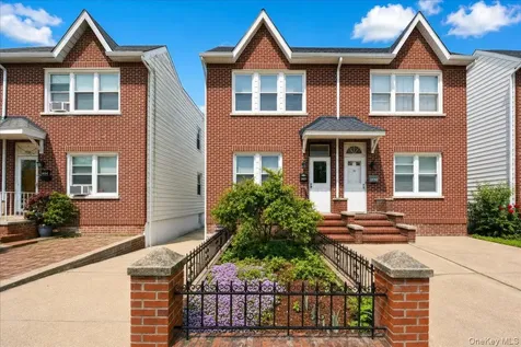 1432 Hobart Avenue Bronx NY 10461
