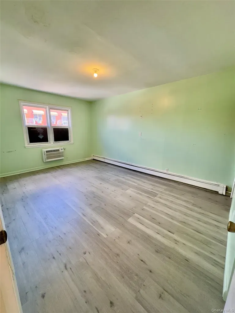 5607 Junction Boulevard Elmhurst NY 11373