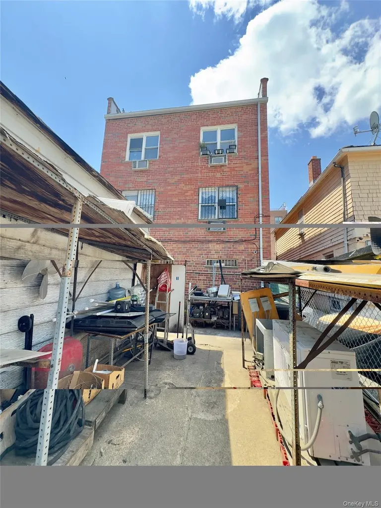 5607 Junction Boulevard Elmhurst NY 11373