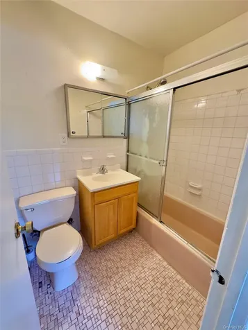 5607 Junction Boulevard Elmhurst NY 11373