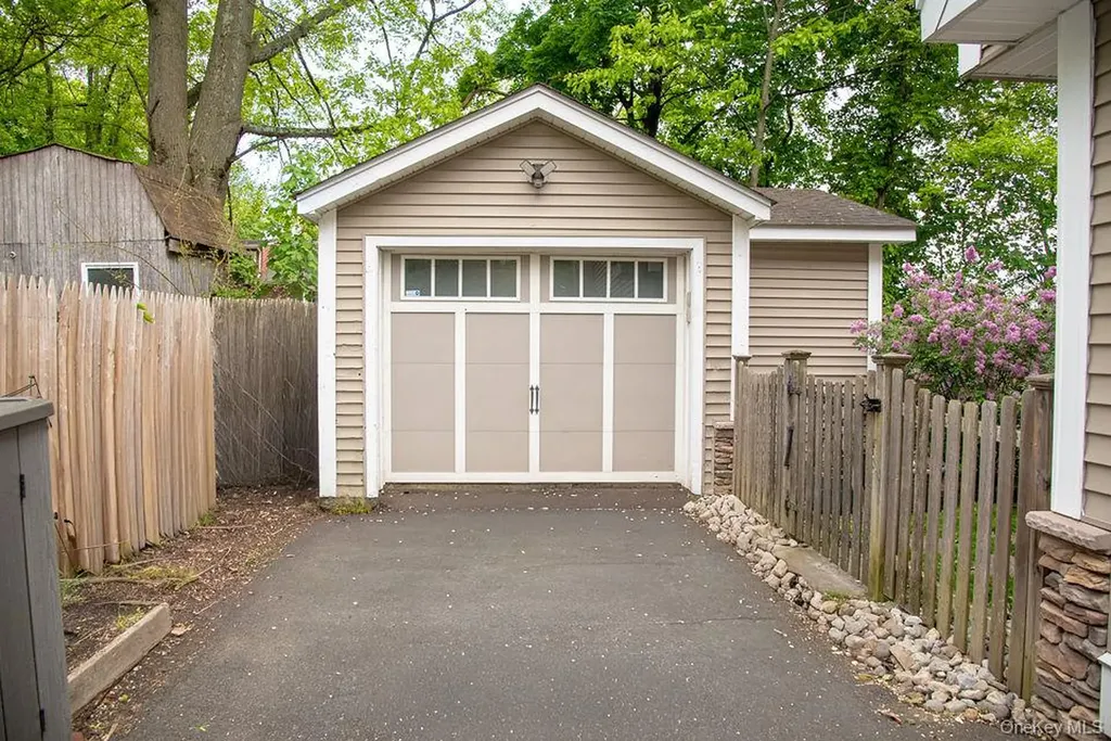 94 Bogert Avenue Pearl River NY 10965