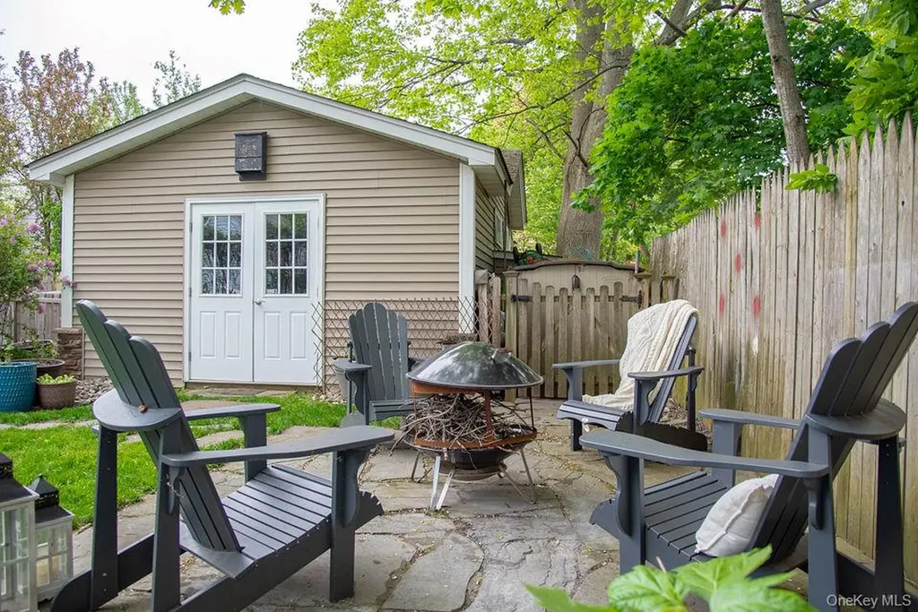 94 Bogert Avenue Pearl River NY 10965
