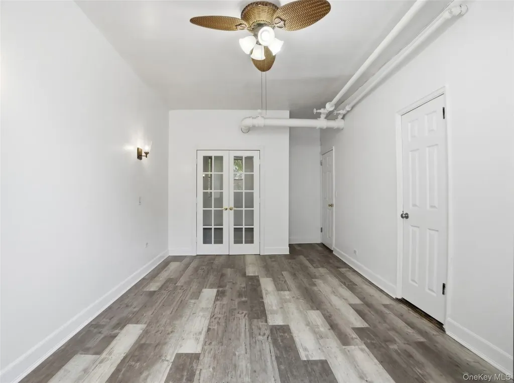 762 Brady Avenue Bronx NY 10462