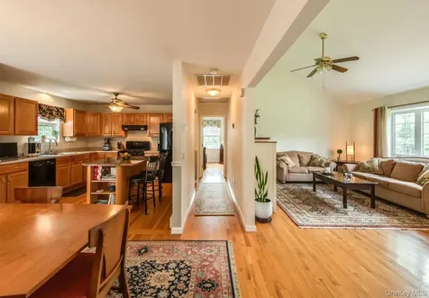 17 Verplanck Avenue Hopewell Junction NY 12533