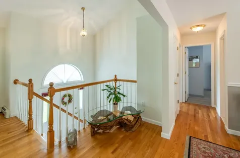 17 Verplanck Avenue Hopewell Junction NY 12533