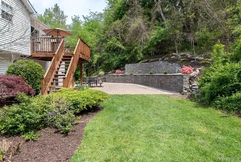 17 Verplanck Avenue Hopewell Junction NY 12533