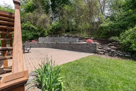 17 Verplanck Avenue Hopewell Junction NY 12533