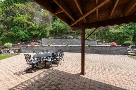 17 Verplanck Avenue Hopewell Junction NY 12533