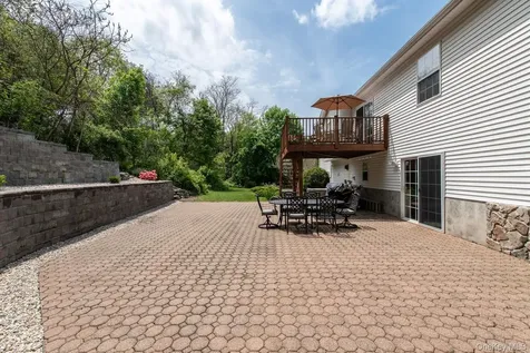17 Verplanck Avenue Hopewell Junction NY 12533