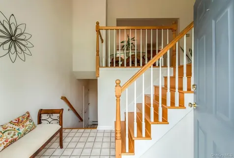 17 Verplanck Avenue Hopewell Junction NY 12533
