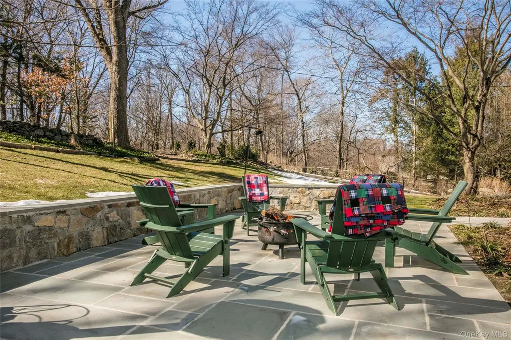 5 Hoffman Road Mount Kisco NY 10549