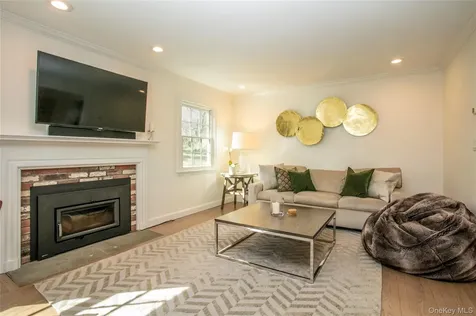 5 Hoffman Road Mount Kisco NY 10549