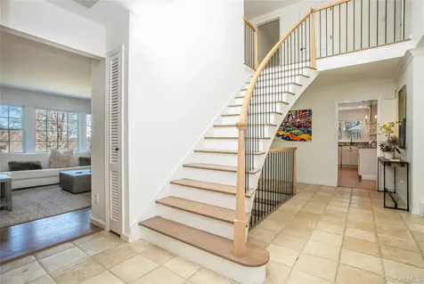 5 Hoffman Road Mount Kisco NY 10549