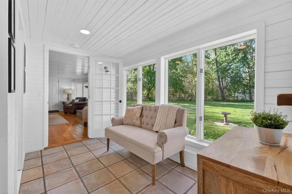 7 Ridgewood Terrace Poughkeepsie NY 12603